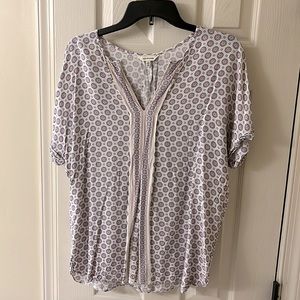 Women’s Large top